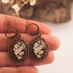 Pendientes Elisabeth | PNHELE | Pendientes, Vintage, de flores, negro, bronce